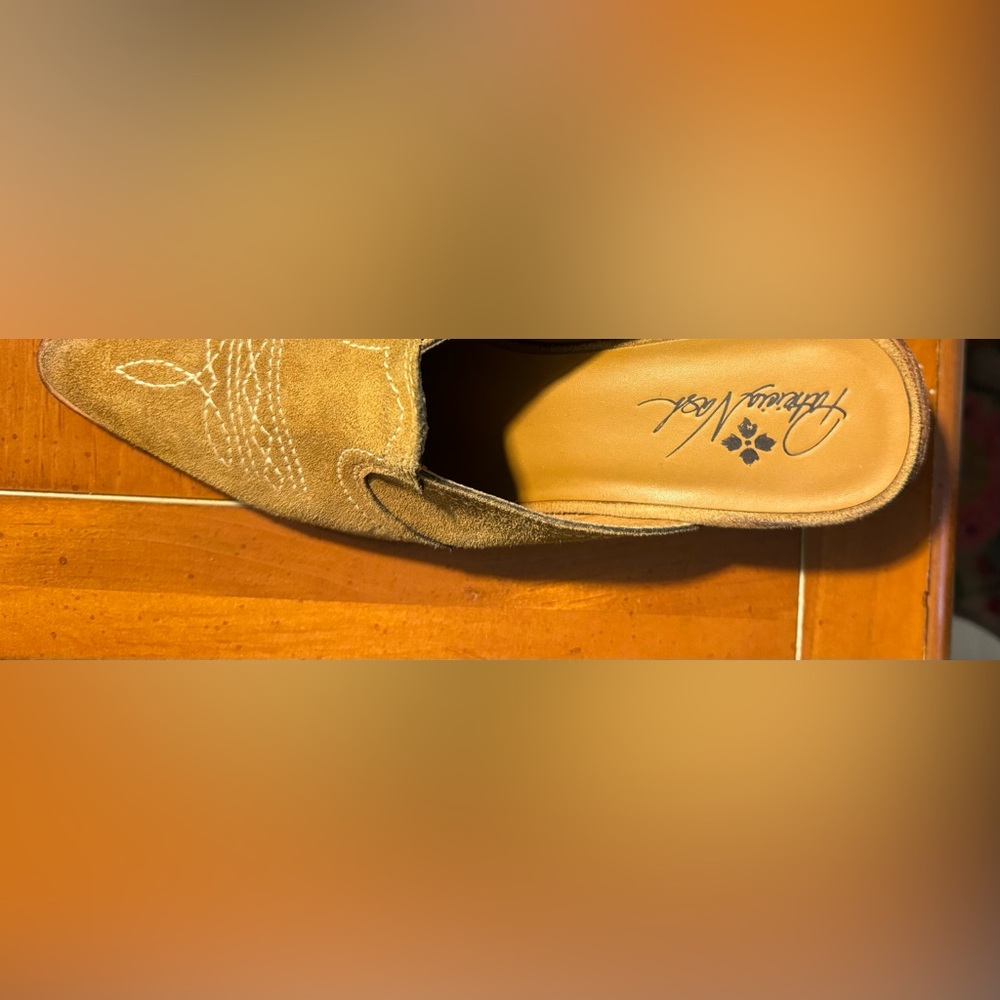 Patricia Nash Tan Suede Embroidered "Battista" Western Mule 8 Cowgirl Cowboy.